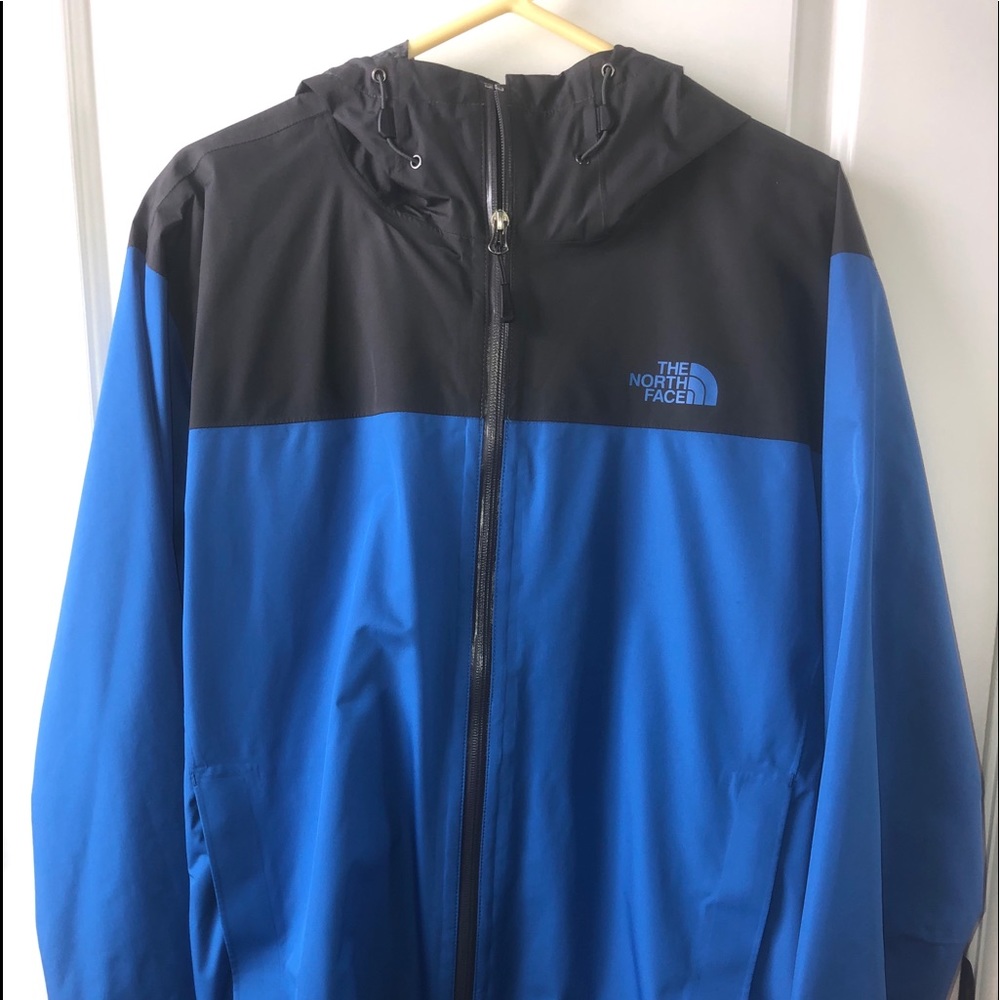 The North Face Men’s Rain Shell